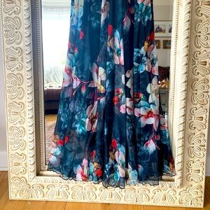New with tags - Chic Wish long chiffon floral skirt